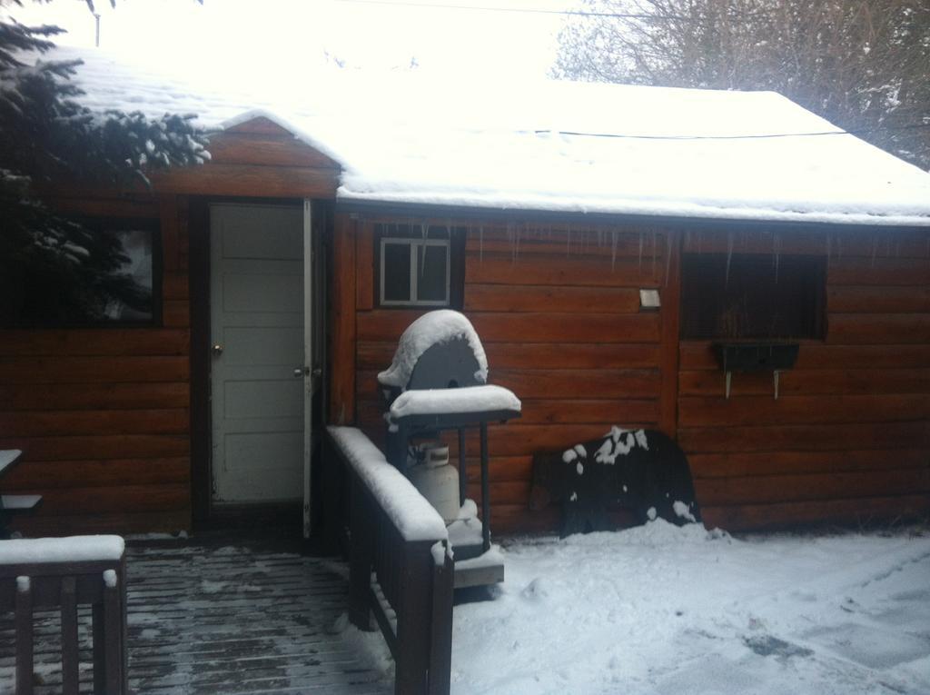 High Country Inn Banff Exterior photo